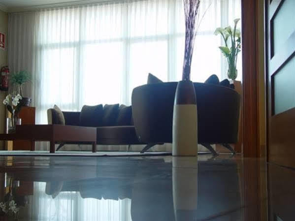 Hotel Dinajan Villanueva De Arosa Exteriör bild
